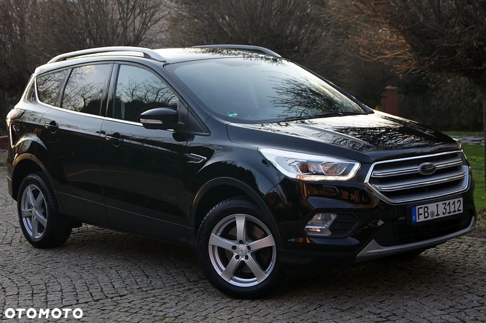 Ford Kuga 2.0 TDCi 2x4 Business Edition - 1