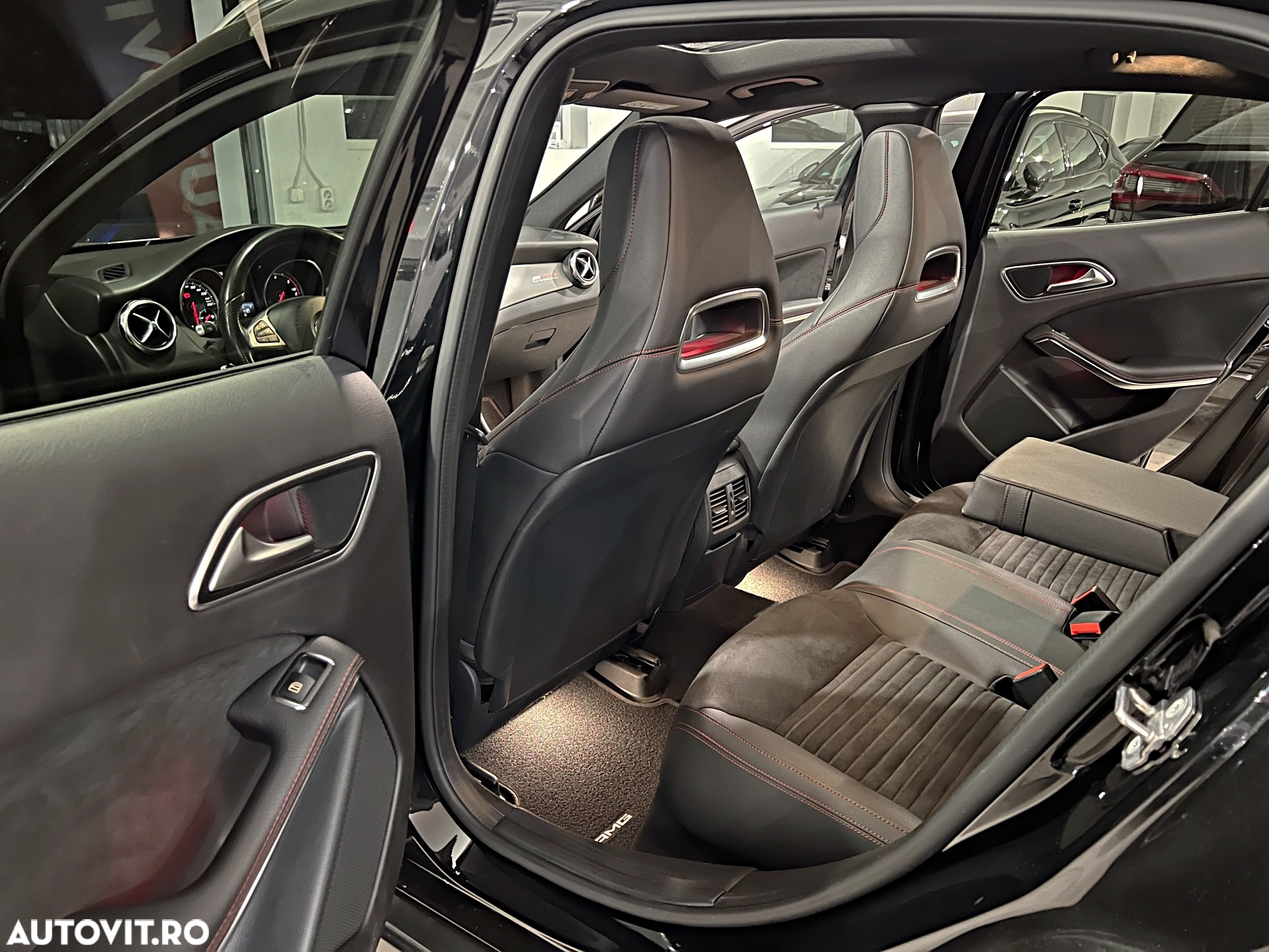 Mercedes-Benz GLA 220 d 4Matic 7G-DCT AMG Line - 6