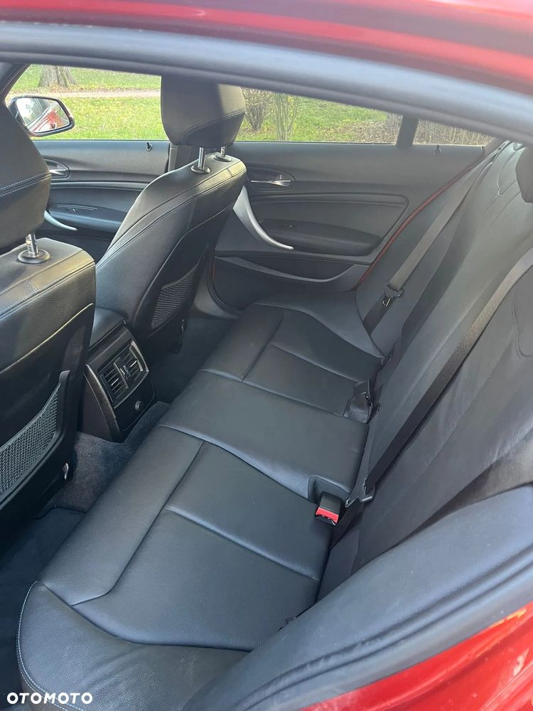 BMW Seria 1 118i Sport Line Shadow - 13