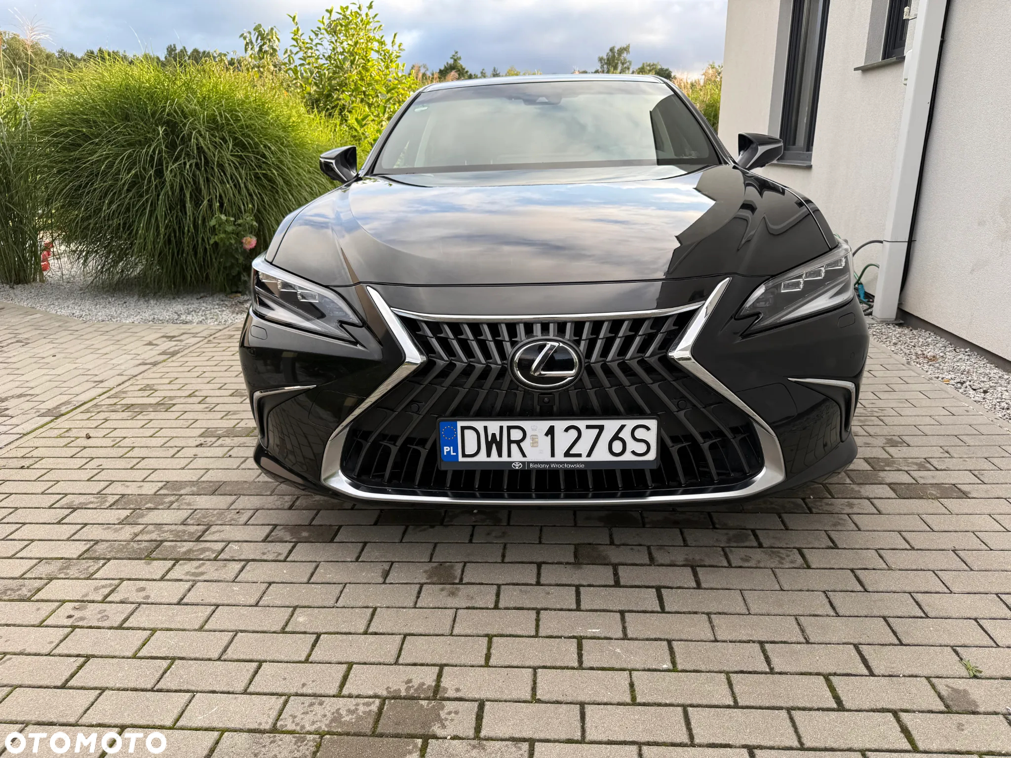 Lexus ES 300h Prestige - 2