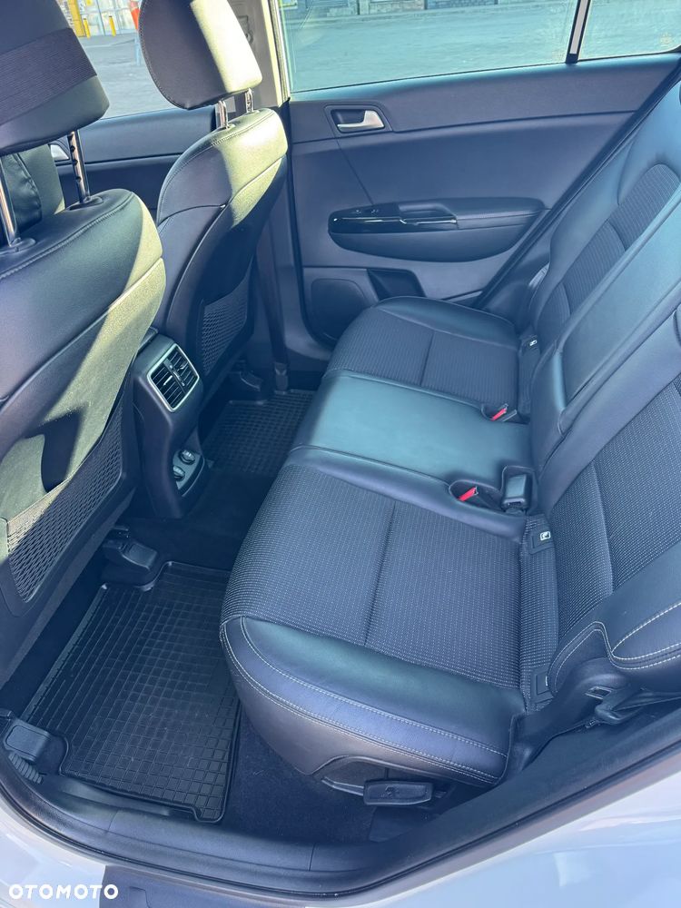 Kia Sportage 1.6 T-GDI Business Line 4WD DCT - 24