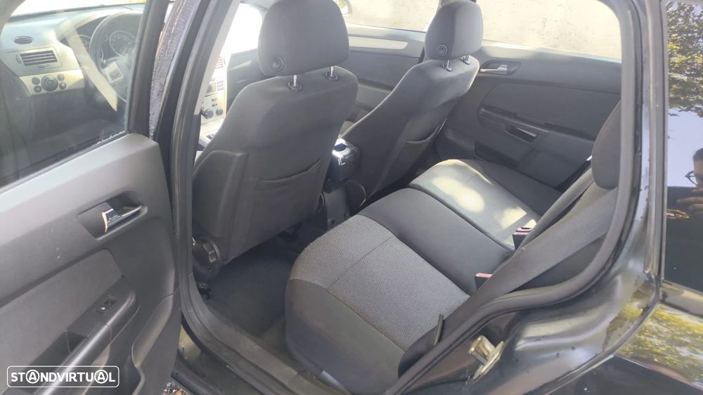 Opel Astra Caravan 1.3 CDTi Enjoy ecoFLEX - 12