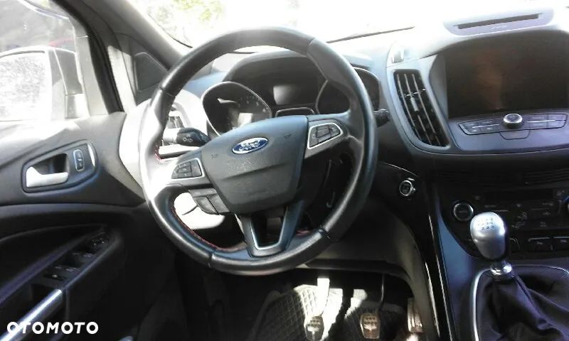 Ford Kuga - 5
