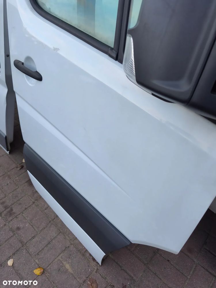 Drzwi prawe MB Sprinter w906 Crafter białe - 3