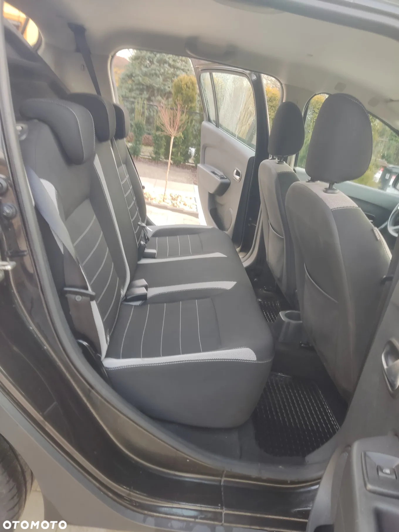 Dacia Sandero Stepway TCe 90 (S&S) Prestige - 9