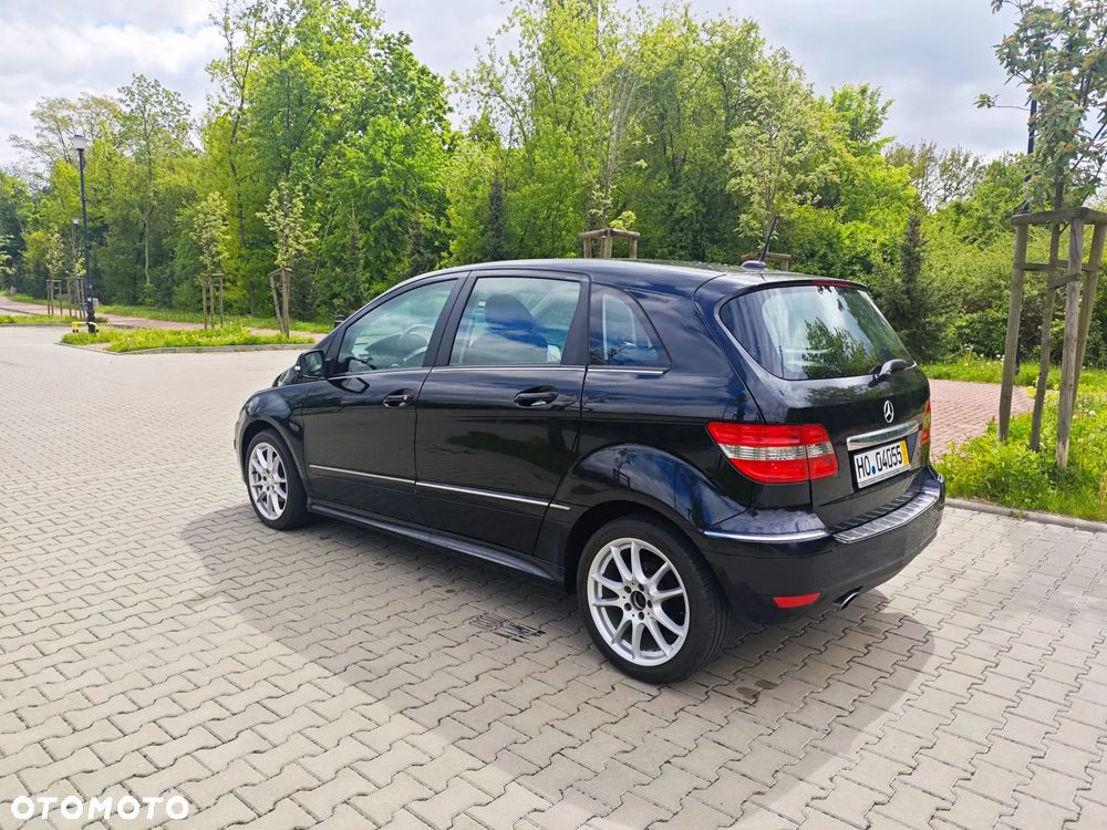 Mercedes-Benz Klasa B 200 CDI Special Edition - 12