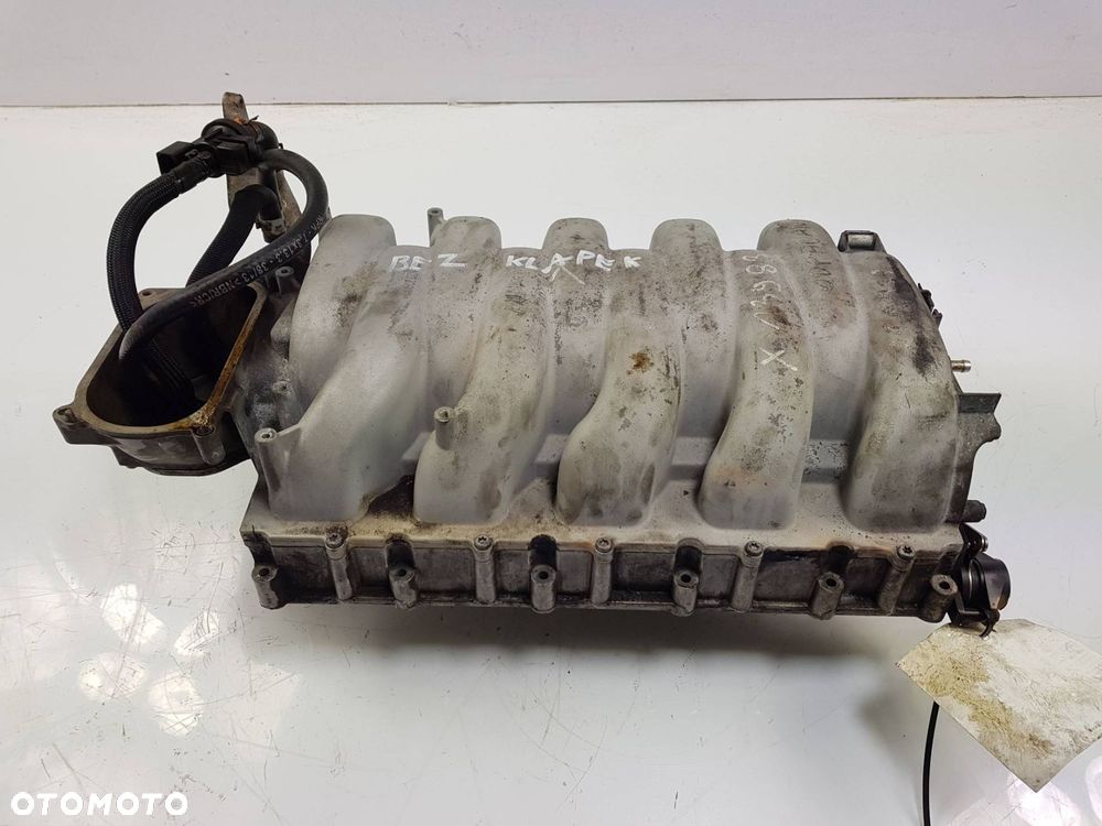 KOLEKTOR SSĄCY AUDI S8 D3 5,2 FSI - 5