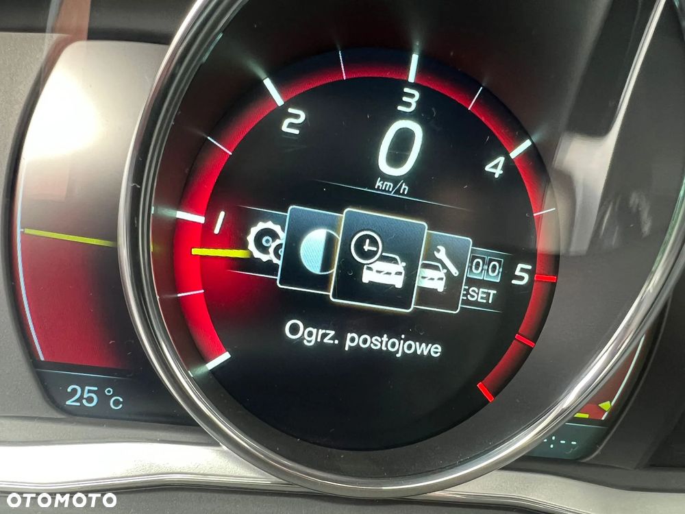 Volvo V70 D3 Drive-E Dynamic Summum - 30