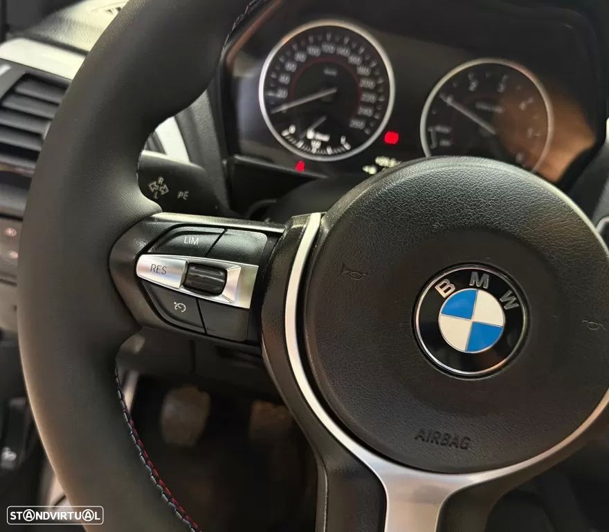 BMW 116 d Pack M - 27
