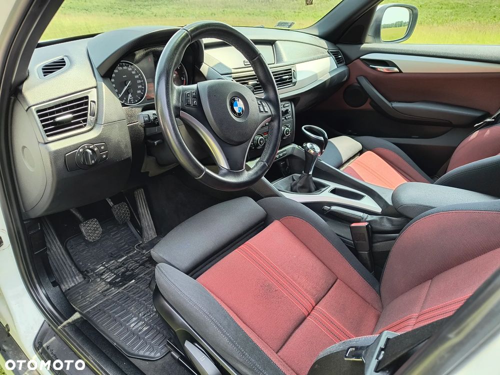 BMW X1 xDrive20d - 13