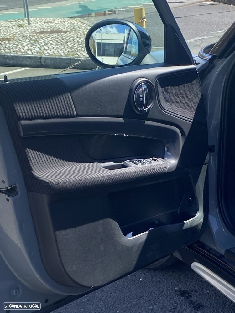 MINI Countryman Cooper ALL4 Auto - 11