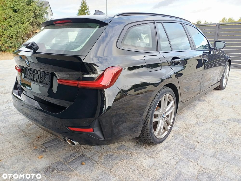 BMW Seria 3 318d Edition M Sport Shadow - 5