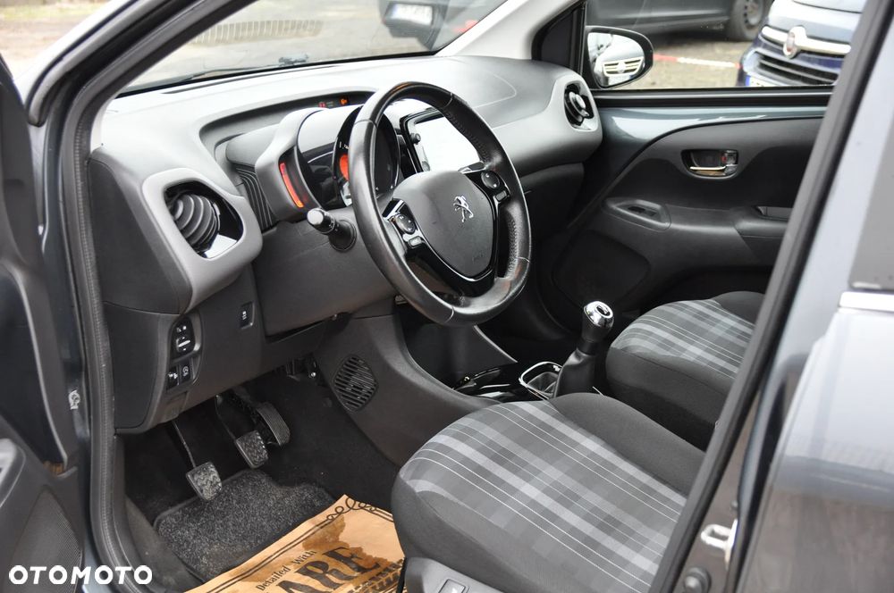 Peugeot 108 VTI 72 Top Allure - 7