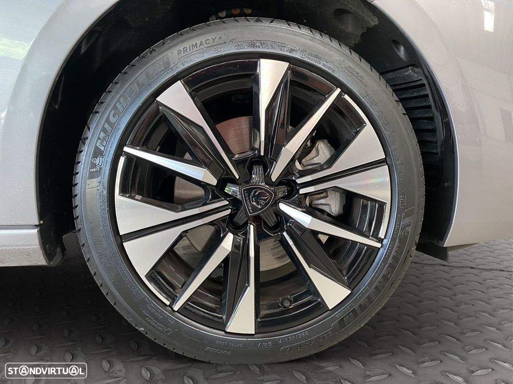 Peugeot 308 SW 1.2 Hybrid Allure e-DCS6 - 22