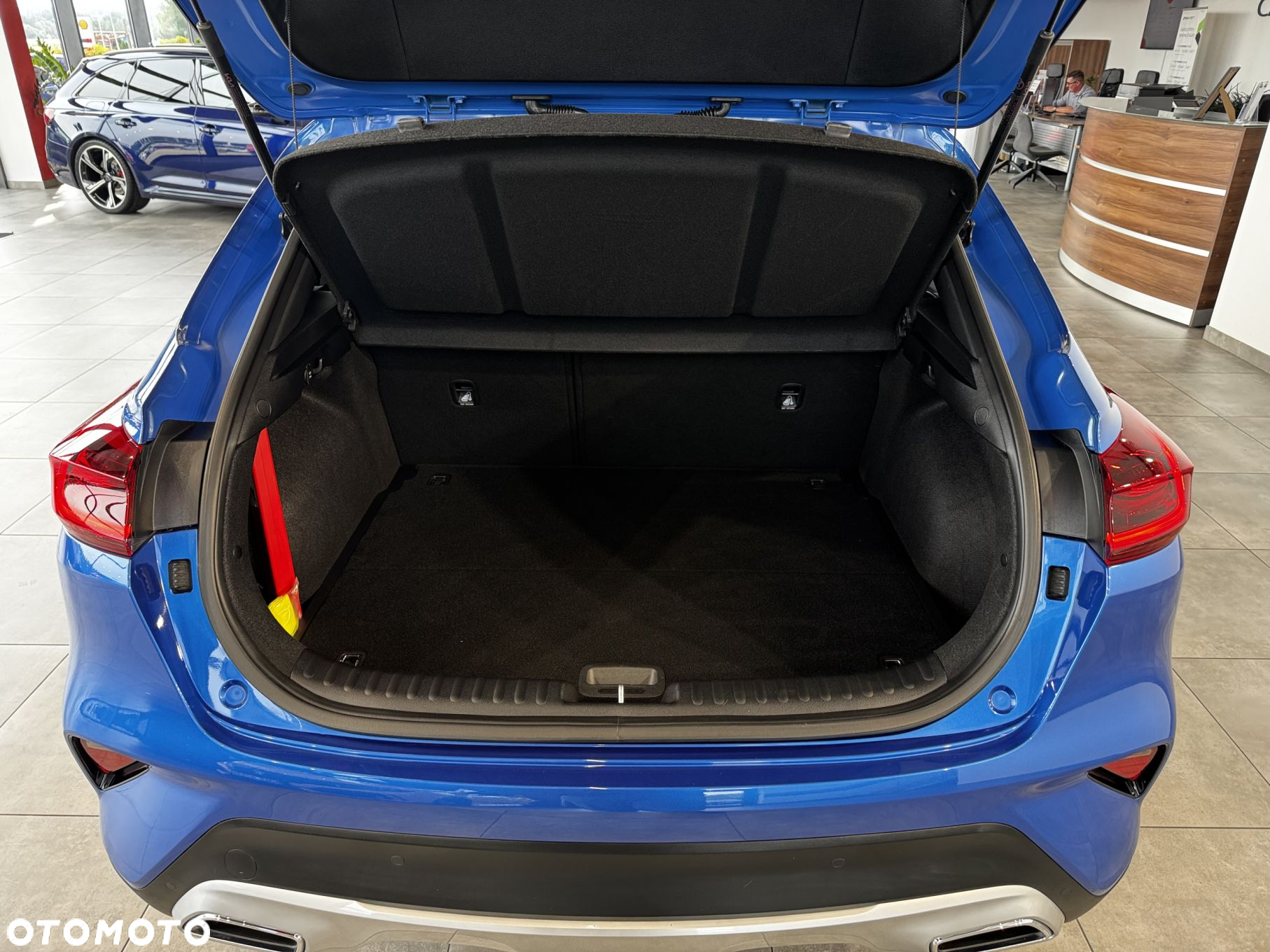 Kia XCeed - 13