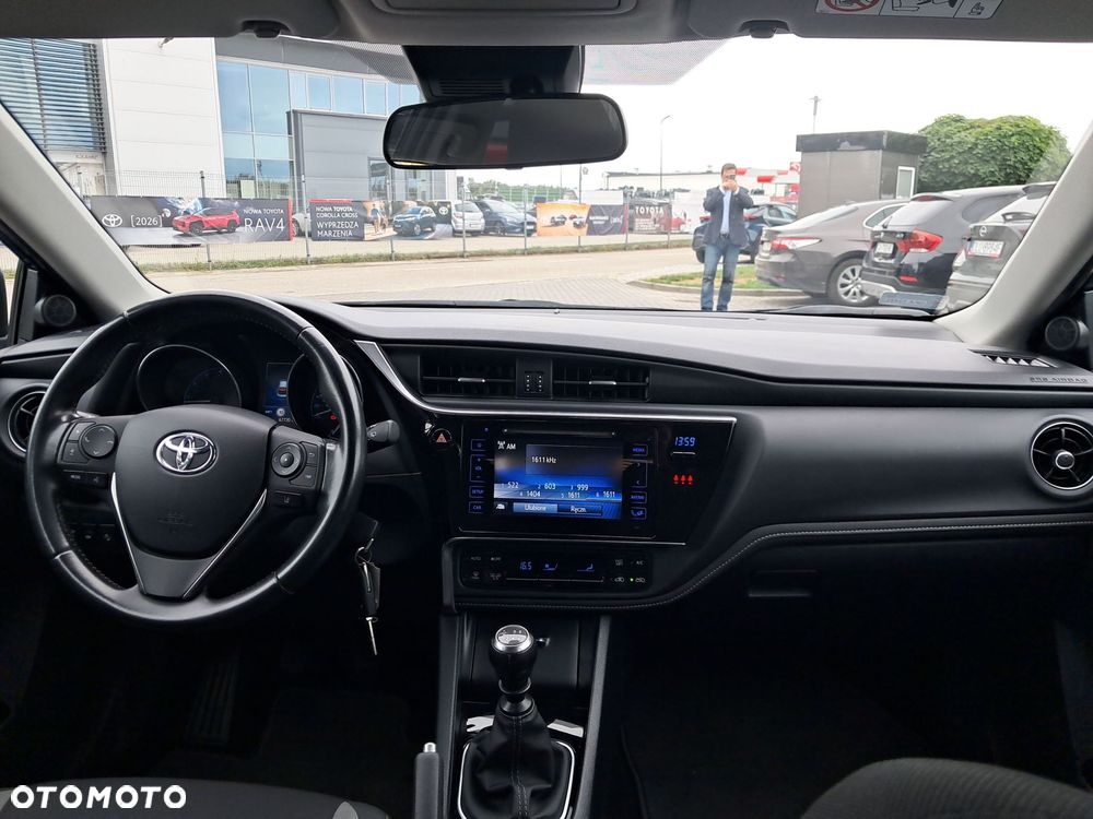 Toyota Auris - 27