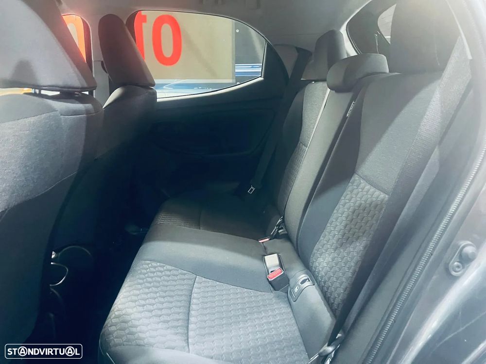 Toyota Yaris 1.0 VVT-i Comfort Plus - 33