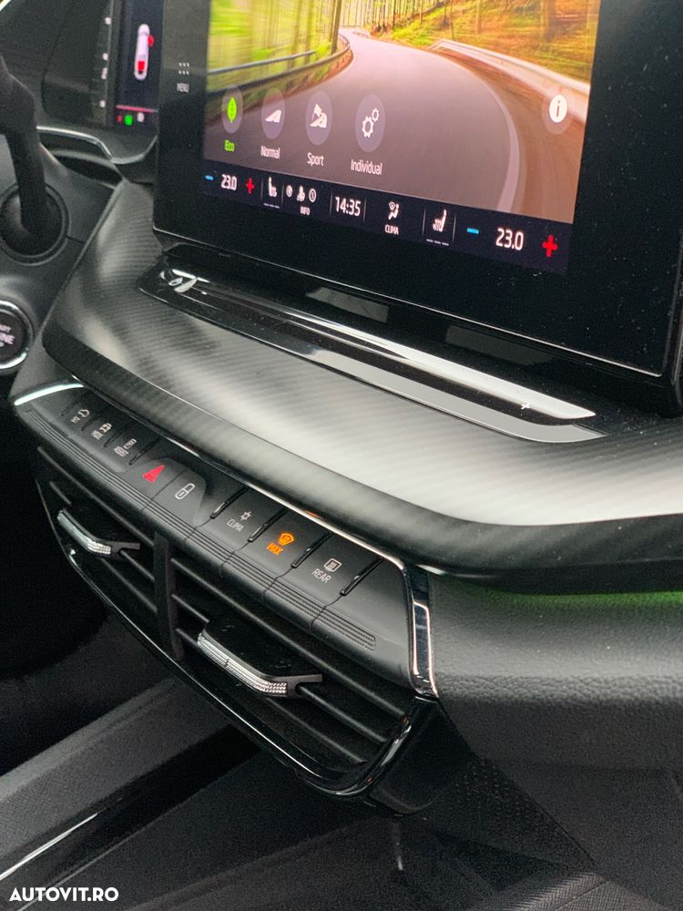 Skoda Octavia 2.0 TDI DSG RS Plus - 31