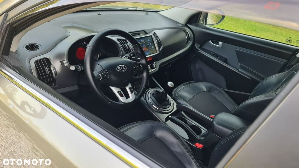 Kia Sportage 2.0 L 2WD - 12