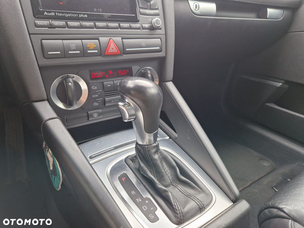 Audi A3 Sportback 2.0 TFSI (DSG) S tronic Ambiente - 11
