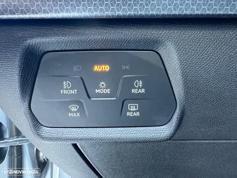 SEAT Leon ST 2.0 TDI Style - 12