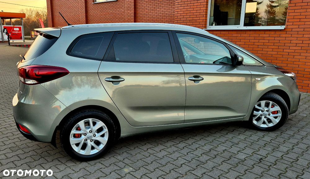 Kia Carens 1.7 CRDi S 7os - 30
