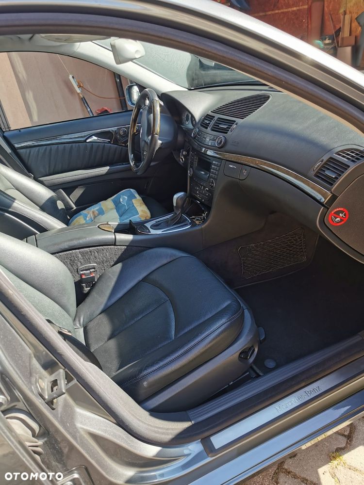 Mercedes-Benz Klasa E 320 CDI Avantgarde - 32