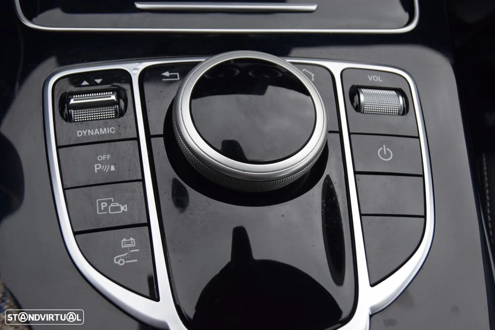 Mercedes-Benz C 300 de Avantgarde - 18