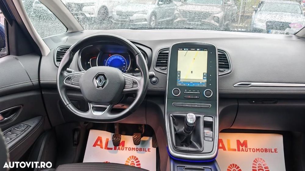 Renault Grand Scenic - 3