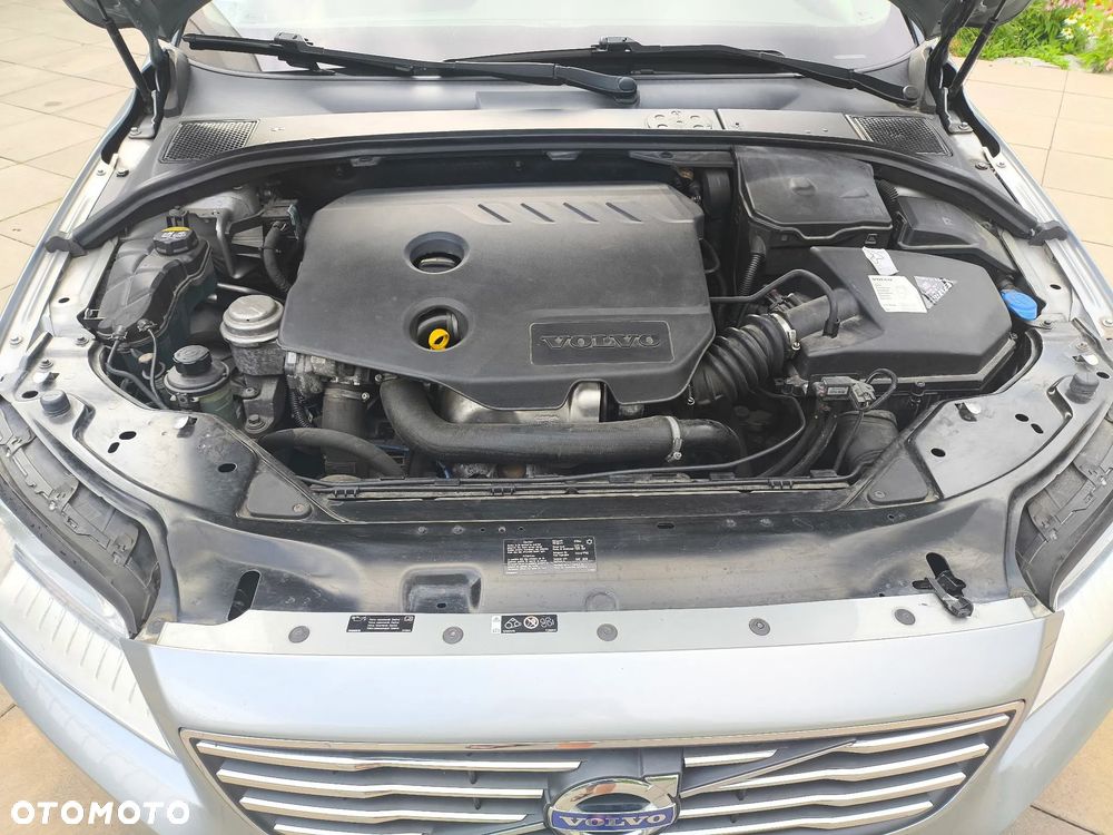 Volvo V70 D2 Dynamic Momentum - 18