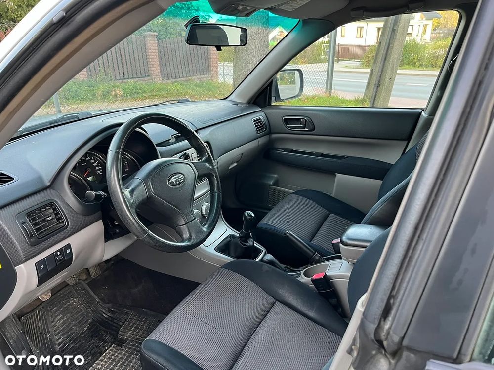 Subaru Forester 2.0 XG - 9