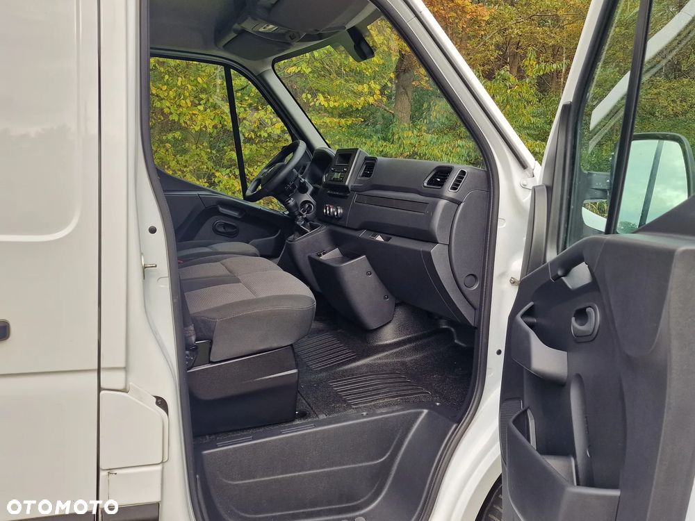 Renault Master ,CARPOL, Oryginalny 7-osobowy , bogato wyposażony , Salon Polska ASO L3H2, Bezwypadkowy ,HAK  , ANDROID AUTO, bez wkładu , Czujniki parkowania  ,Brygadowy - 11