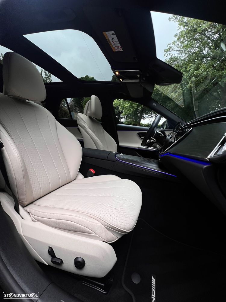 Mercedes-Benz E 300 de 4Matic 9G-TRONIC AMG Line - 13
