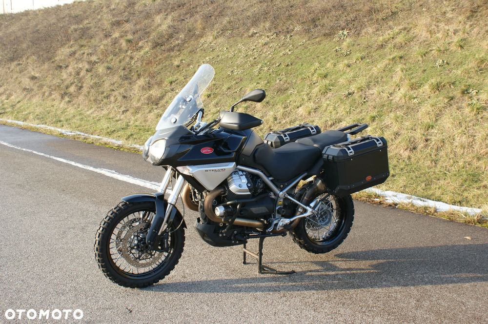 Moto Guzzi Stelvio - 7