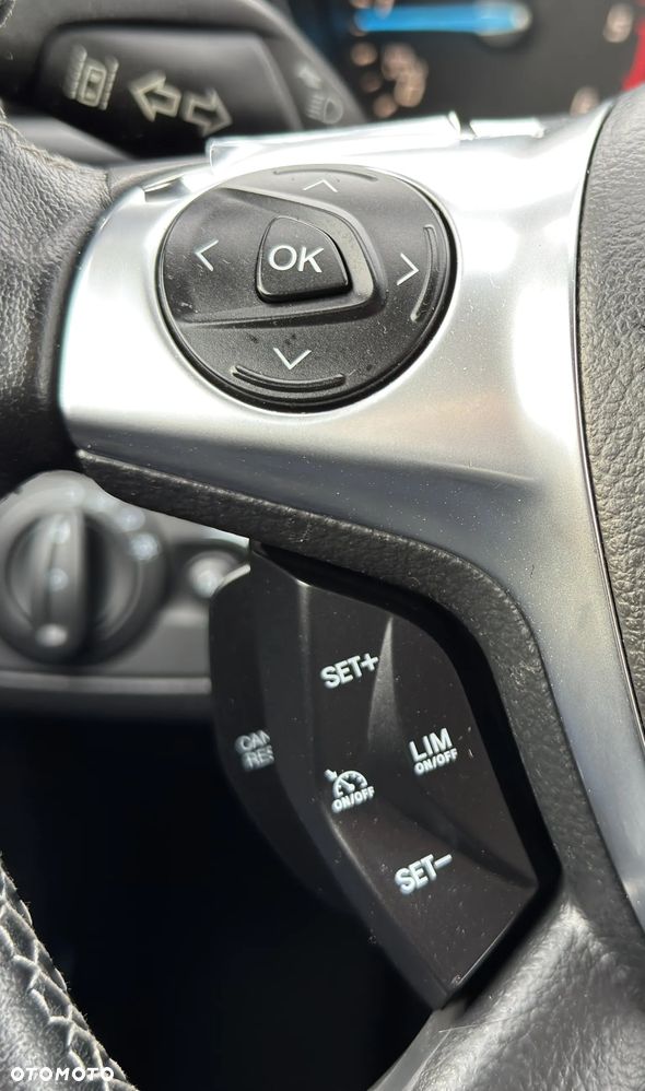 Ford Kuga 2.0 TDCi 4x4 Titanium - 20