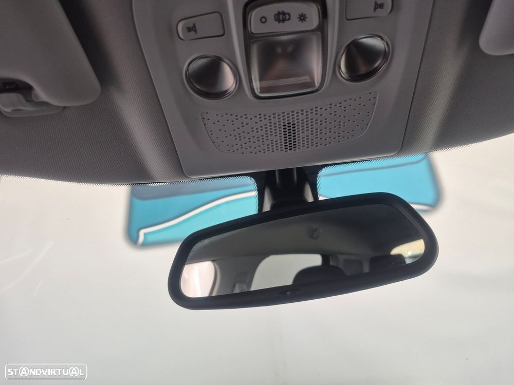 Peugeot 2008 1.2 PureTech Allure - 15