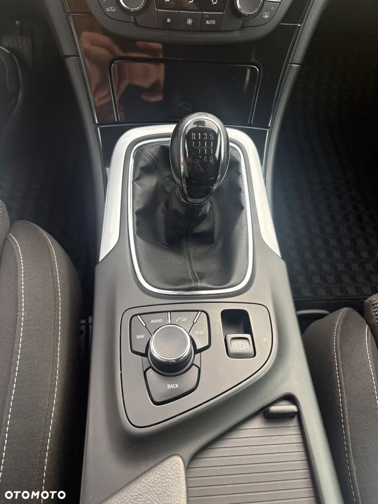 Opel Insignia 2.0 CDTI Cosmo 4x4 S&S - 28