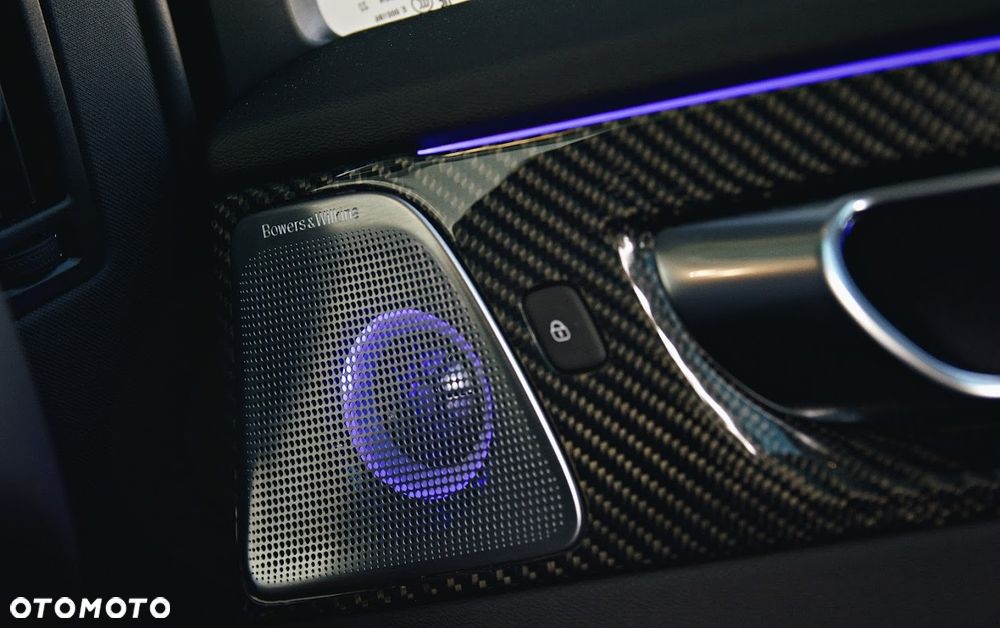 Volvo XC 60 T8 Plug-In Hybrid AWD Ultimate Dark - 13