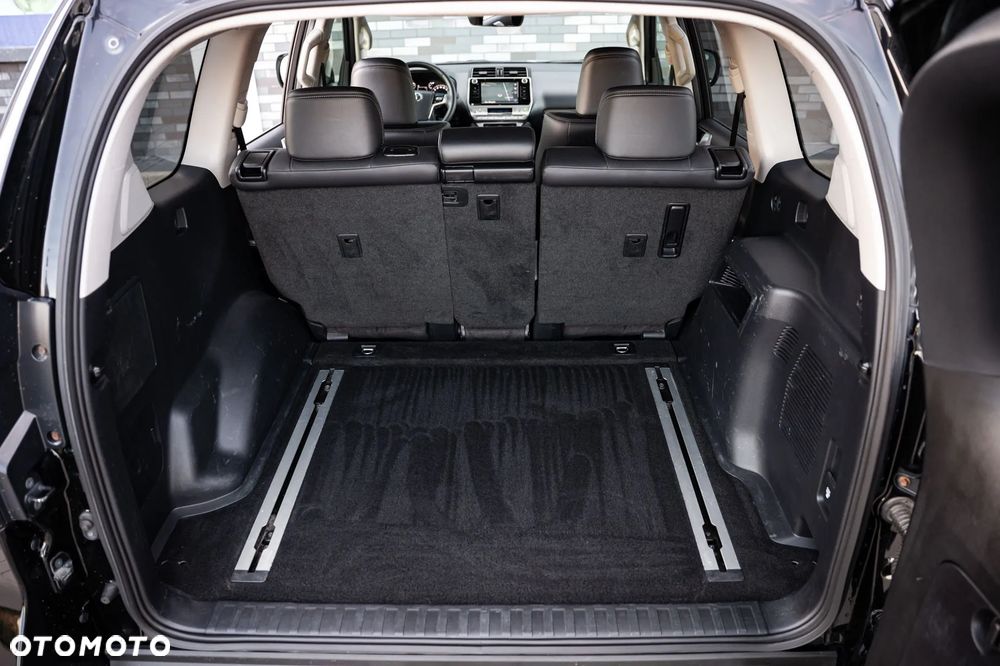 Toyota Land Cruiser LC 2.8 D-4D Prado - 16