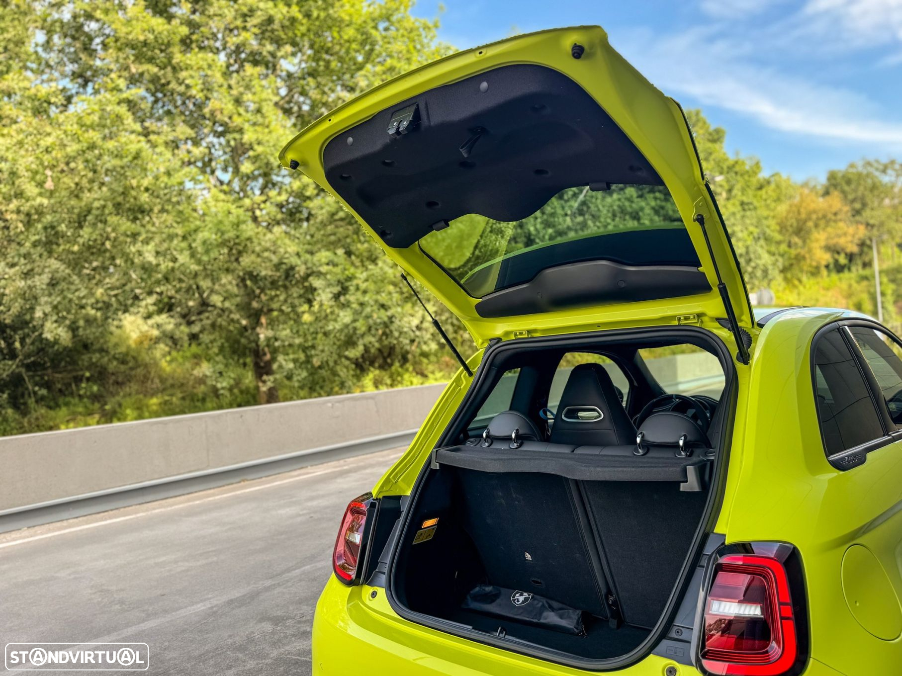 Abarth 500e - 19