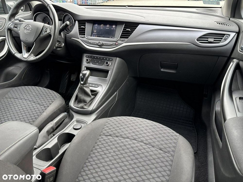 Opel Astra - 16