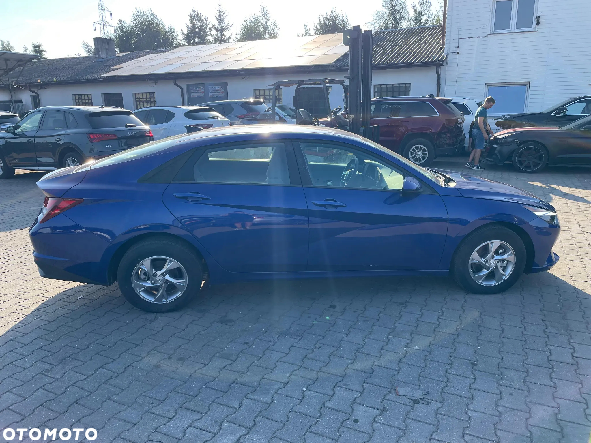 Hyundai Elantra - 6