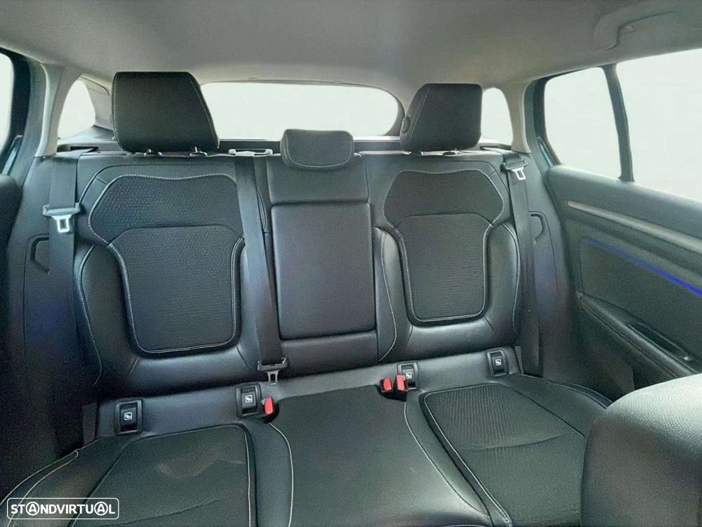 Renault Mégane Sport Tourer - 13