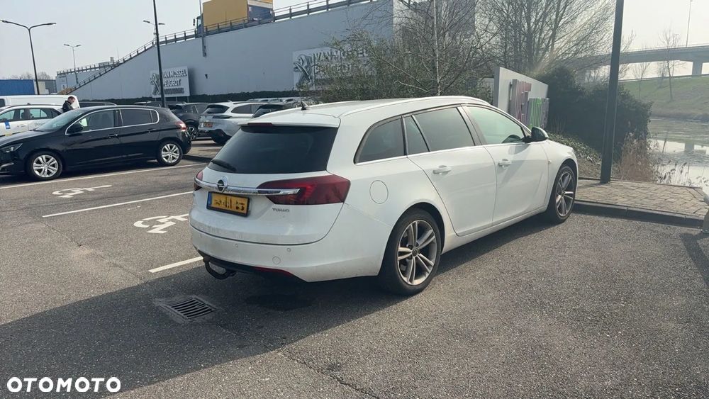 Opel Insignia 1.6 T Edition S&S - 8