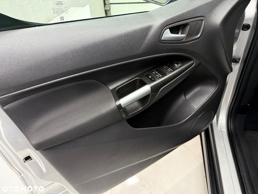 Ford Tourneo Connect Grand 1.5 TDCi Start/Stop Titanium - 11