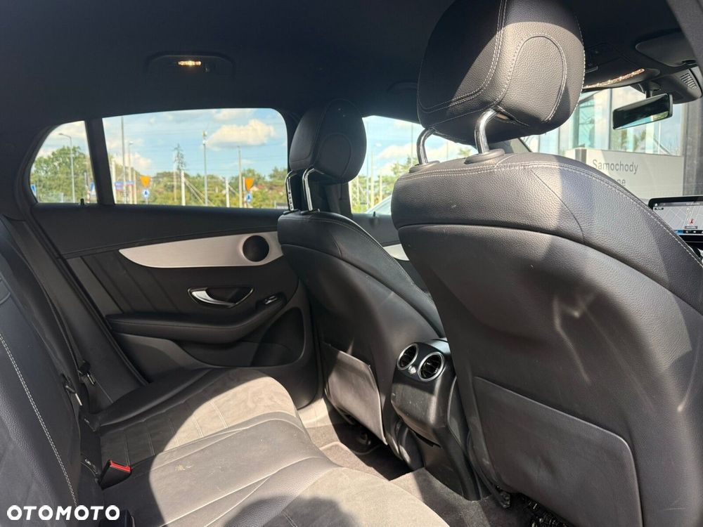 Mercedes-Benz GLC 300 e 4-Matic - 18