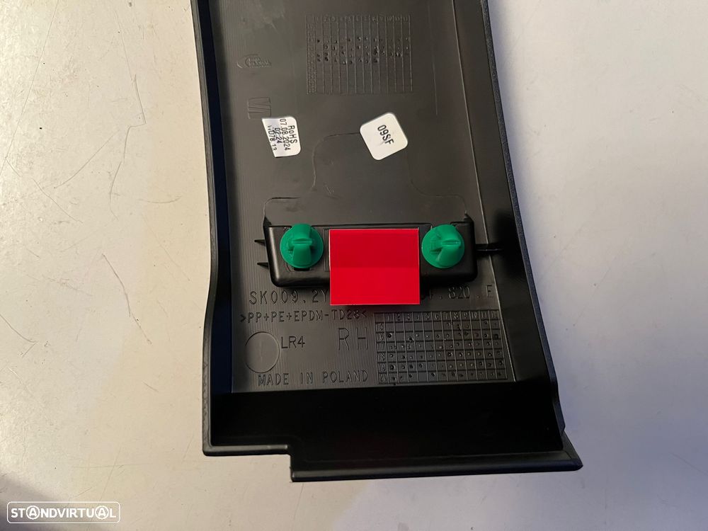 Seat Ateca / ABA GUARDA LAMAS FRENTE DIREITO - GL112 - 9