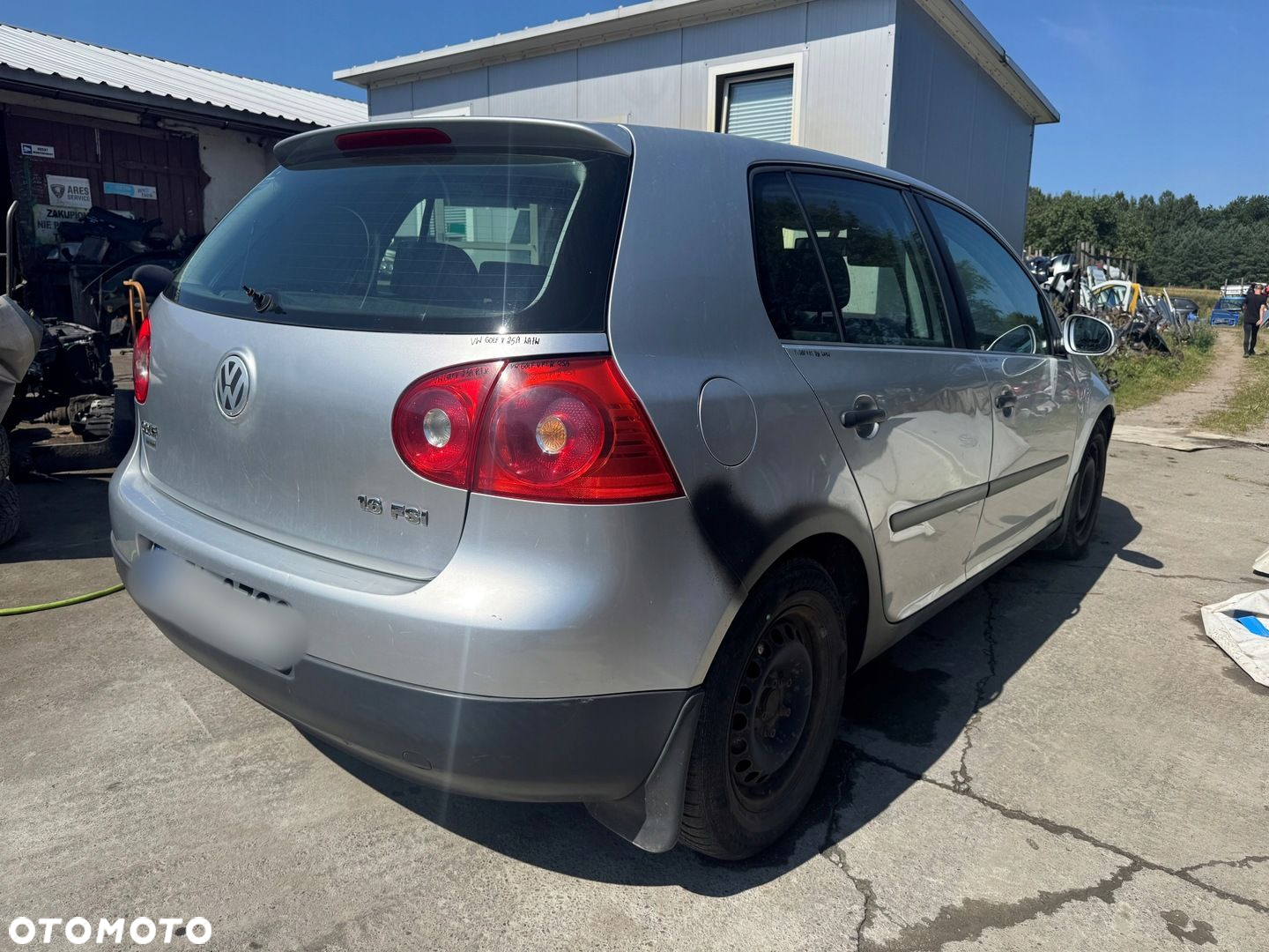 VW GOLF V ZDERZAK PRZÓD PRZEDNI LA7W - 16