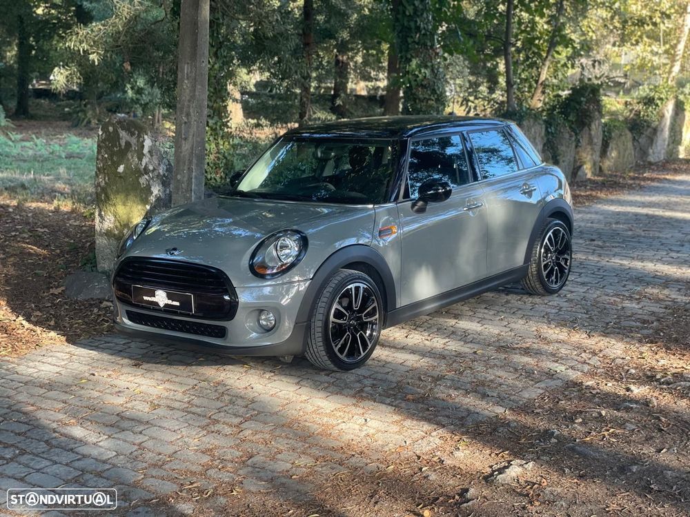 MINI 5 Portas Cooper D Aut.