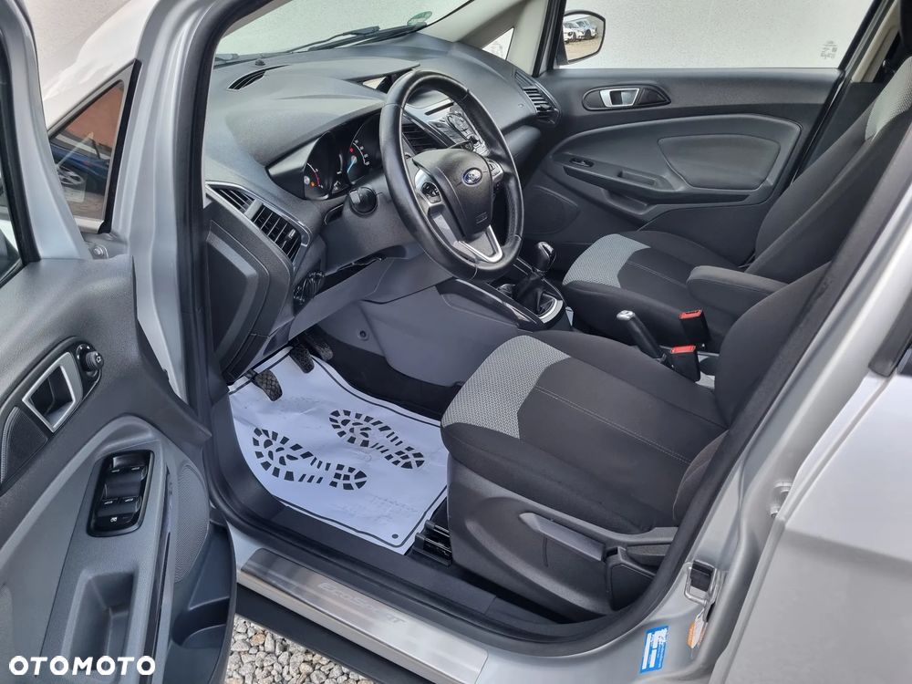Ford EcoSport 1.5 TDCi TITANIUM - 8
